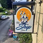 The Ship Отель типа 