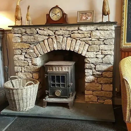 Bed & Breakfast The Ship