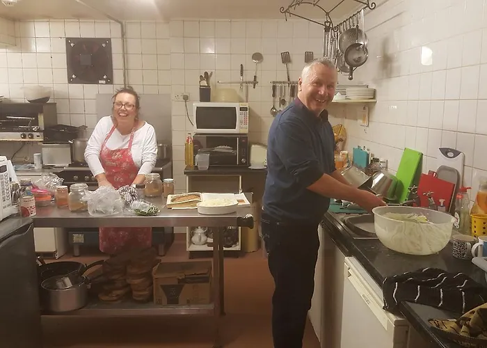 The Ship فندق مبيت وإفطار